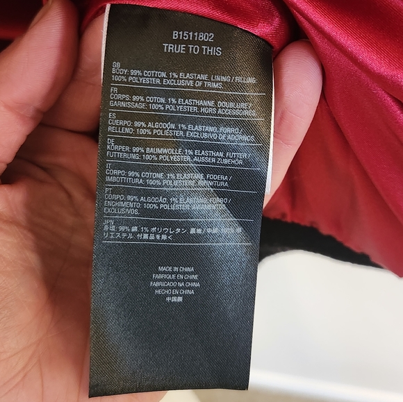 Black Quilted Velvet Bomber Jacket w/Red Satin interior - Volcom - Chunky zipper - Picture 14 of 15